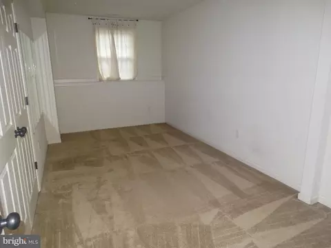 Bedroom - 112 Colton Ct, Smithsburg, MD 21783 photo 2 of 2
