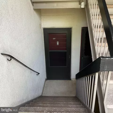 1002 Brinker Dr #101, Hagerstown, MD 21740