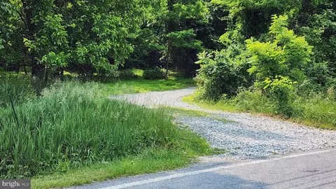 14547 Edgemont Rd, Smithsburg, MD 21783 photo 2