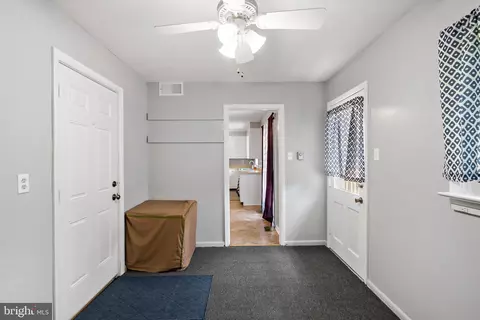 Entry Way - 14503 Fairview Rd, Clear Spring, MD 21722 photo 1 of 8