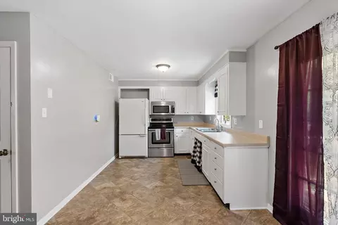 Kitchen - 14503 Fairview Rd, Clear Spring, MD 21722 photo 1 of 3