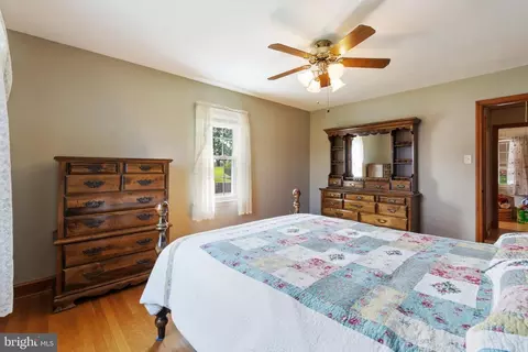 Bedroom - 13707 National Pike, Clear Spring, MD 21722 photo 3 of 3