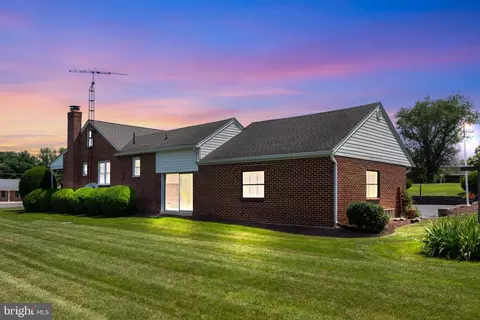 Exterior - 13707 National Pike, Clear Spring, MD 21722 photo 4 of 5