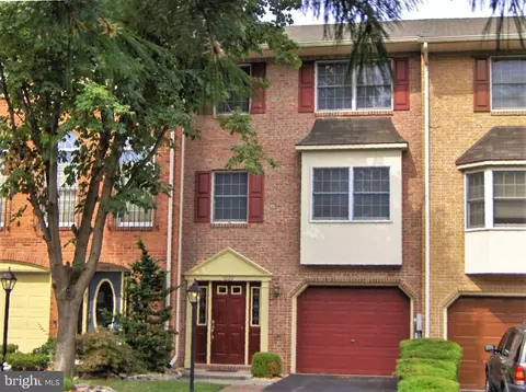 1026 Lindsay Ln, Hagerstown, MD 21742