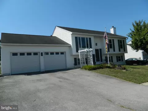 Exterior - 115 Kevins Ct, Smithsburg, MD 21783 photo 2 of 13