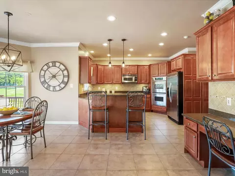 Kitchen - 22124 Whitestone Ct, Smithsburg, MD 21783 photo 1 of 10