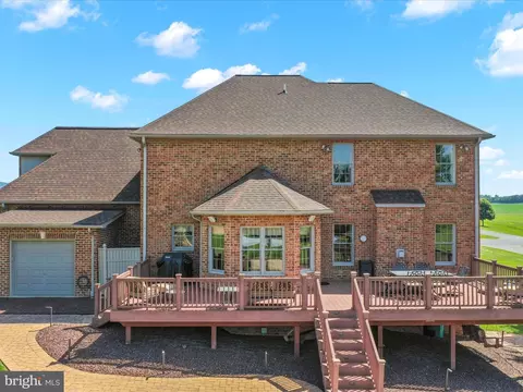 Exterior - 22124 Whitestone Ct, Smithsburg, MD 21783 photo 13 of 16