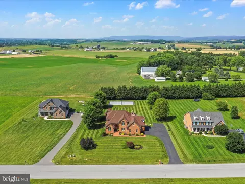 View/Area - 22124 Whitestone Ct, Smithsburg, MD 21783 photo 6 of 12