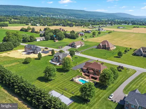 View/Area - 22124 Whitestone Ct, Smithsburg, MD 21783 photo 11 of 12