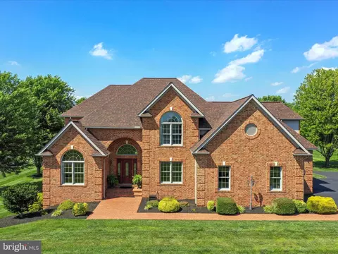 22124 Whitestone Ct, Smithsburg, MD 21783