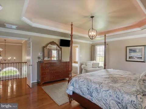 Bedroom - 22124 Whitestone Ct, Smithsburg, MD 21783 photo 5 of 10
