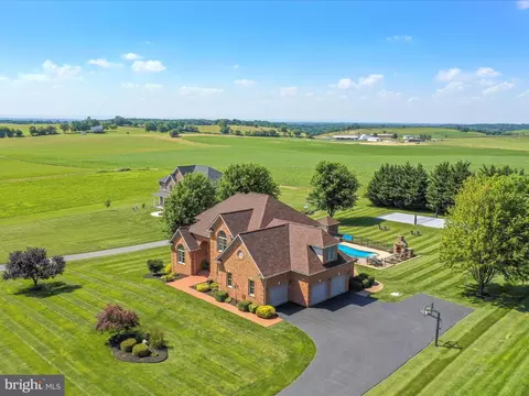 View/Area - 22124 Whitestone Ct, Smithsburg, MD 21783 photo 4 of 12