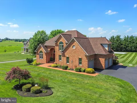 Exterior - 22124 Whitestone Ct, Smithsburg, MD 21783 photo 9 of 16