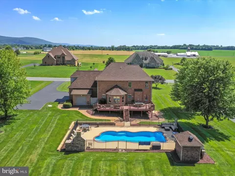 View/Area - 22124 Whitestone Ct, Smithsburg, MD 21783 photo 9 of 12