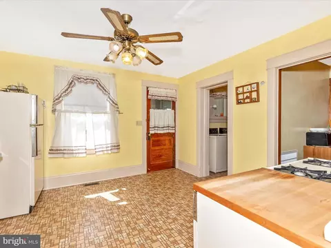 43 Crystal Falls Dr, Smithsburg, MD 21783 photo 6