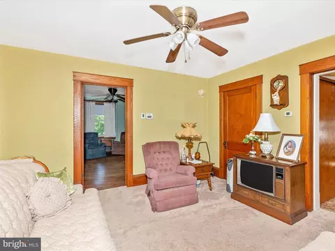 43 Crystal Falls Dr, Smithsburg, MD 21783 photo 13