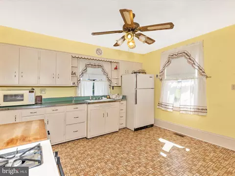 43 Crystal Falls Dr, Smithsburg, MD 21783 photo 7