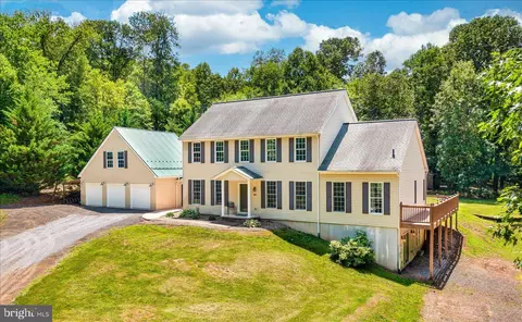14145 Roberts Rd, Hancock, MD 21750