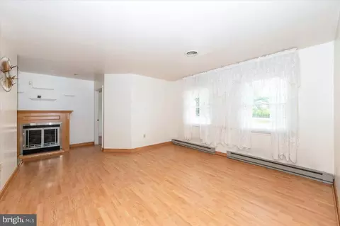 13751 Barnhart Rd, Clear Spring, MD 21722 photo 4