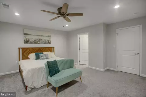 Bedroom - 13435 Kretsinger Rd, Smithsburg, MD 21783 photo 1 of 2