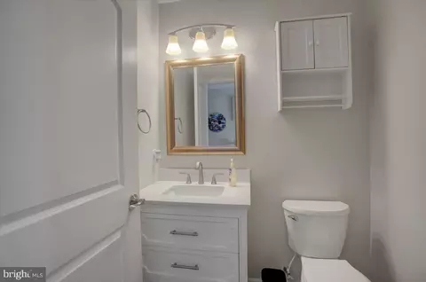 Bath - 13435 Kretsinger Rd, Smithsburg, MD 21783 photo 1 of 1