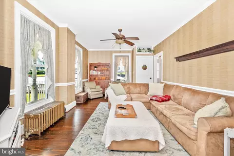 Living - 34 Water St W, Smithsburg, MD 21783 photo 1 of 2