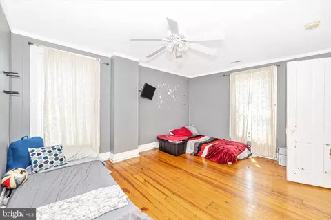 Bedroom - 34 Water St W, Smithsburg, MD 21783 photo 6 of 8