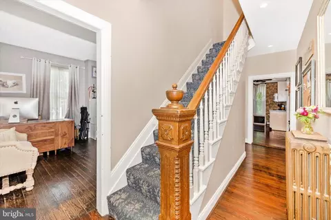 Entry Way - 34 Water St W, Smithsburg, MD 21783 photo 4 of 10