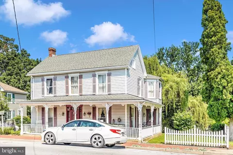 Exterior - 34 Water St W, Smithsburg, MD 21783 photo 1 of 19