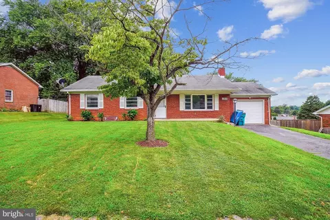 11910 Haven Hill Dr, Smithsburg, MD 21783