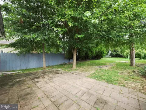 Exterior - 39 N Maple Ave, Smithsburg, MD 21783 photo 6 of 11