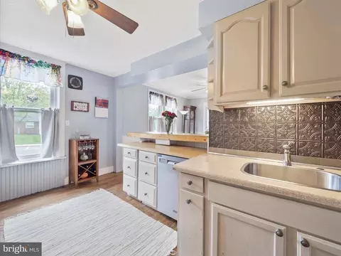 Kitchen - 39 N Maple Ave, Smithsburg, MD 21783 photo 3 of 3
