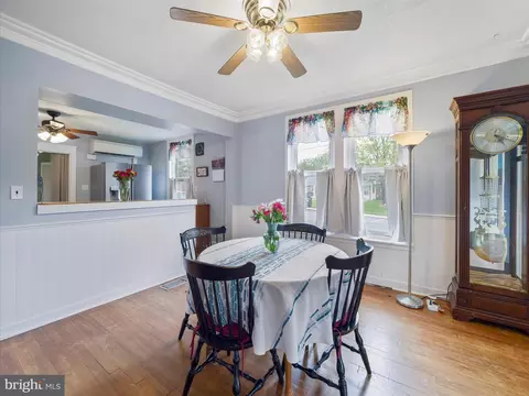 Dining - 39 N Maple Ave, Smithsburg, MD 21783 photo 1 of 3