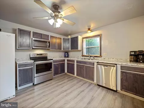 12825 Bradbury Ave, Smithsburg, MD 21783 photo 18