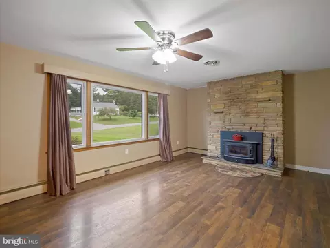 12825 Bradbury Ave, Smithsburg, MD 21783 photo 12