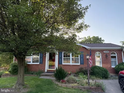 22104 Pot O Gold Ct, Smithsburg, MD 21783