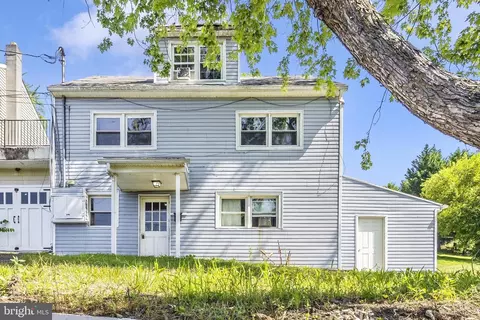 214 Jackson St, Hancock, MD 21750