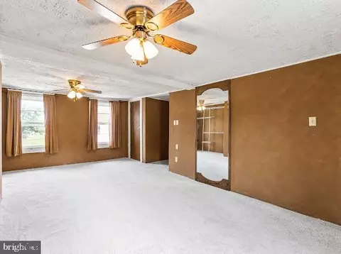 18 E Water, Smithsburg, MD 21783 photo 32