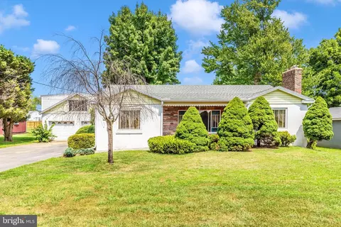 16846 Virginia Ave, Williamsport, MD 21795
