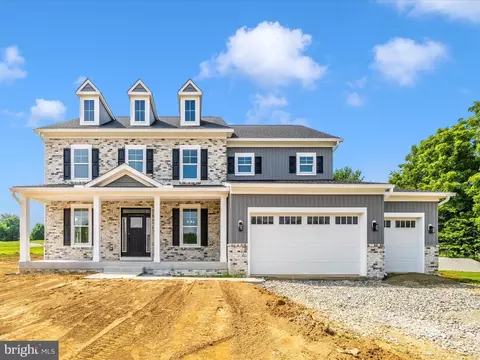 20407 Trout Dr, Hagerstown, MD 21740