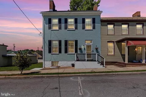 12 N Vermont St, Williamsport, MD 21795