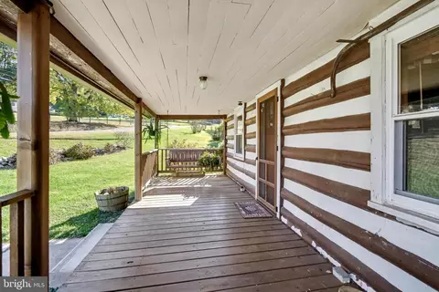23133 Foxville Rd, Smithsburg, MD 21783 photo 4
