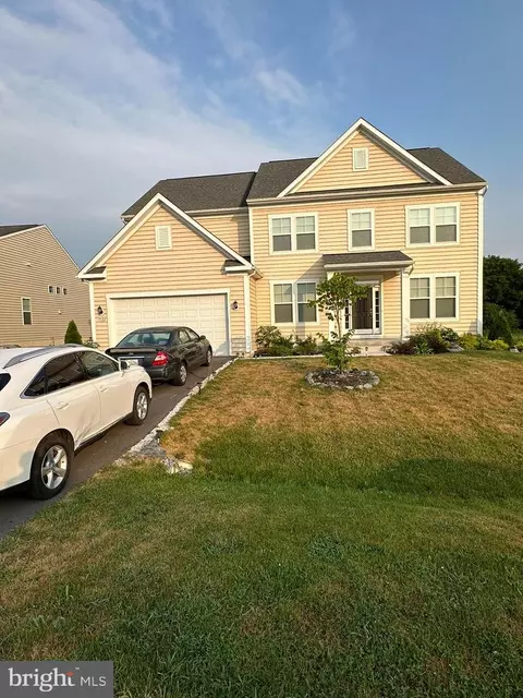 9322 Alloway Dr, Hagerstown, MD 21740