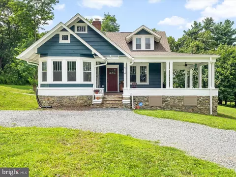 14714 Hilltop Rd, Cascade, MD 21719