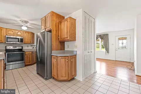 Kitchen - 8003 Mapleville Rd, Boonsboro, MD 21713 photo 1 of 5