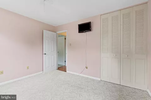 Bedroom - 8003 Mapleville Rd, Boonsboro, MD 21713 photo 3 of 5