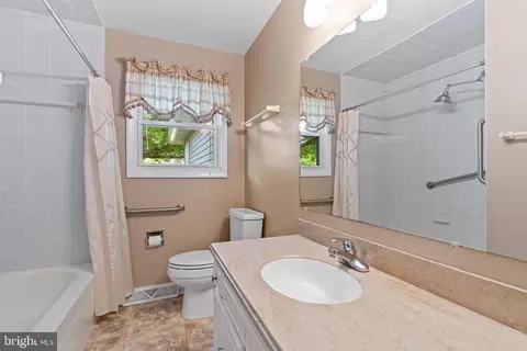 Bath - 8003 Mapleville Rd, Boonsboro, MD 21713 photo 1 of 1