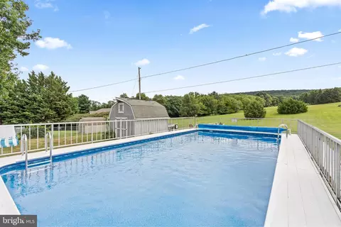 Exterior - 8003 Mapleville Rd, Boonsboro, MD 21713 photo 6 of 6