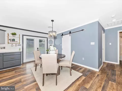 Entry Way - 23 Mill St, Clear Spring, MD 21722 photo 2 of 3