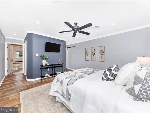 Bedroom - 23 Mill St, Clear Spring, MD 21722 photo 3 of 6
